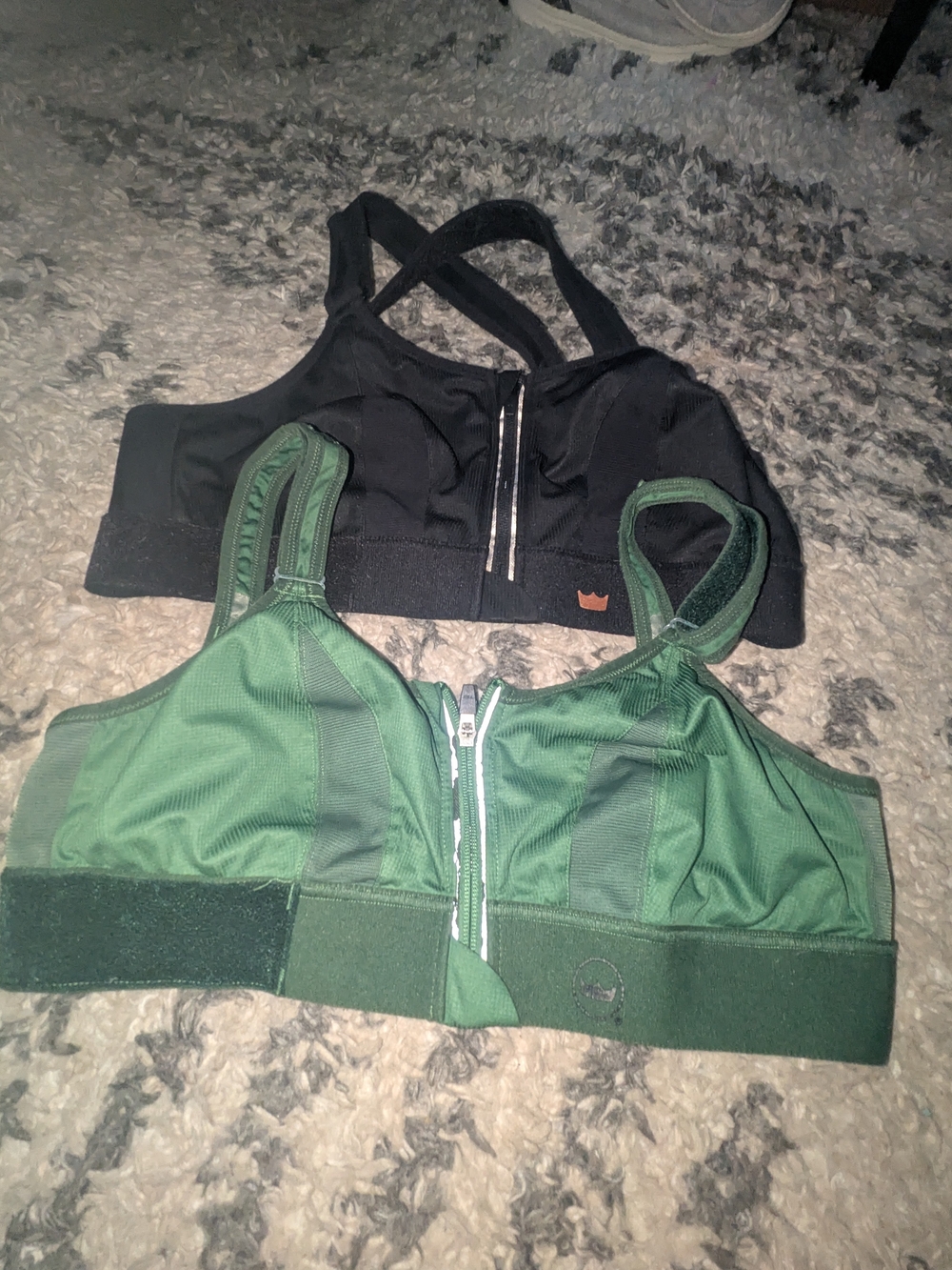 SHEFIT Green and Black Front-Zip Support Sports Bra